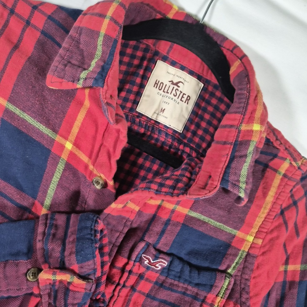 2000s Y2K Hollister Men's M Red Plaid Flannel Shirt Distressed Grunge Button Up